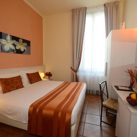 Hotel Bella Firenze Quarto foto